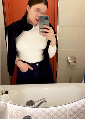 Проститутка Леона